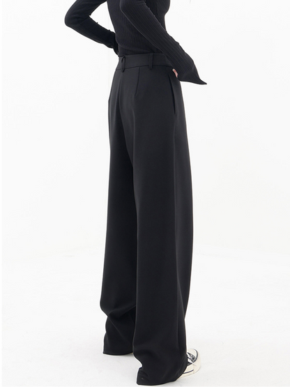 Amanda | Baggy trousers in premium fabric